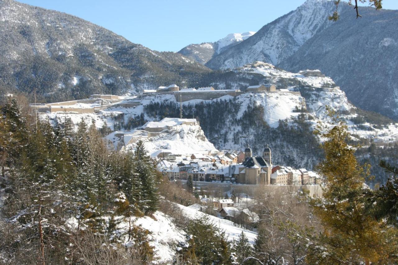Suite Home Briancon Serre Chevalier Exteriör bild